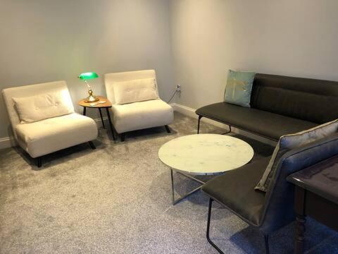 Shared House - Private With Dedicated Guest Bathroom Near Paddington Homestay *