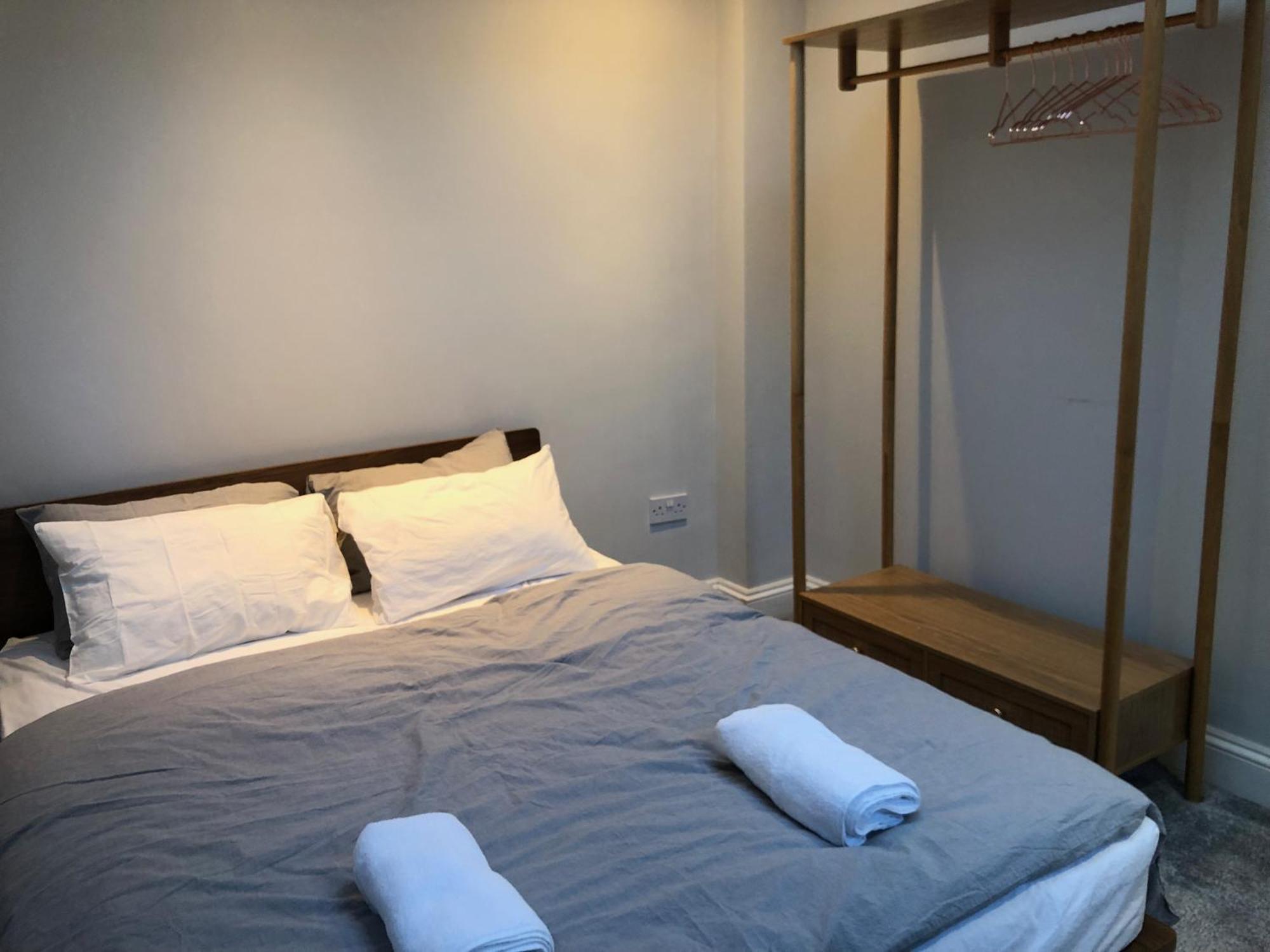 Shared House - Private With Dedicated Guest Bathroom Near Paddington * London